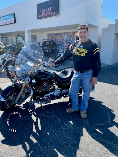 Motorcycle Repair Shop «BW Motorsports», reviews and photos, 6036 Seminole Blvd, Seminole, FL 33772, USA