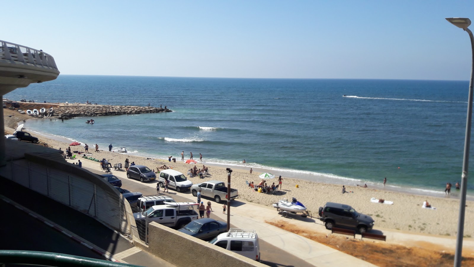 Photo de Yigal Amster beach - endroit populaire parmi les connaisseurs de la détente