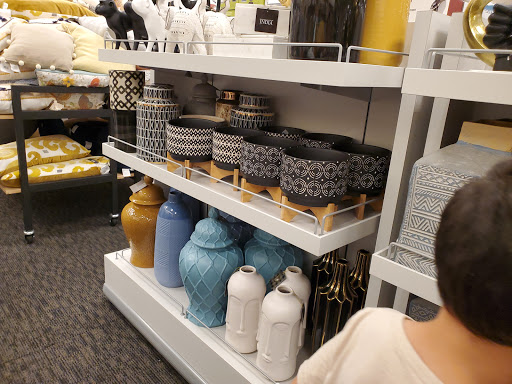 Department Store «Nordstrom Rack Arrowhead Crossing», reviews and photos, 7535 W Bell Rd, Peoria, AZ 85382, USA