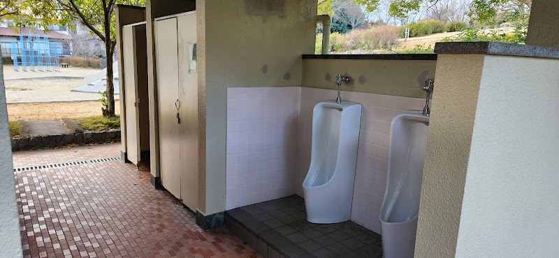 公園トイレ（境谷公園）