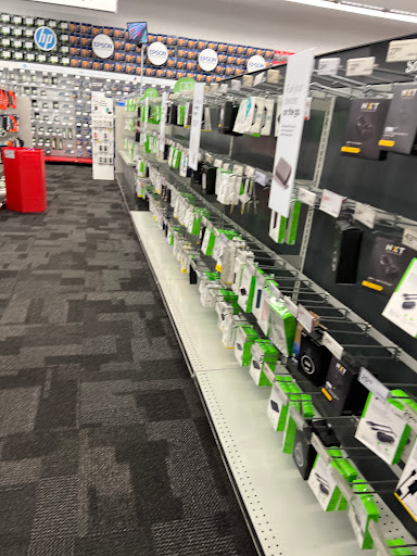 Office Supply Store «Staples», reviews and photos, 7000 Hadley Rd, South Plainfield, NJ 07080, USA
