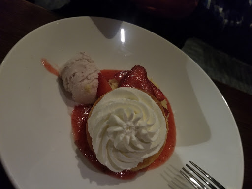 Seafood Restaurant «Devon Seafood + Steak», reviews and photos, 27 W Chocolate Ave, Hershey, PA 17033, USA