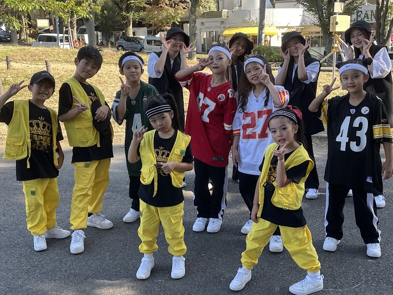 T-FAM DANCE SCHOOL 横浜校