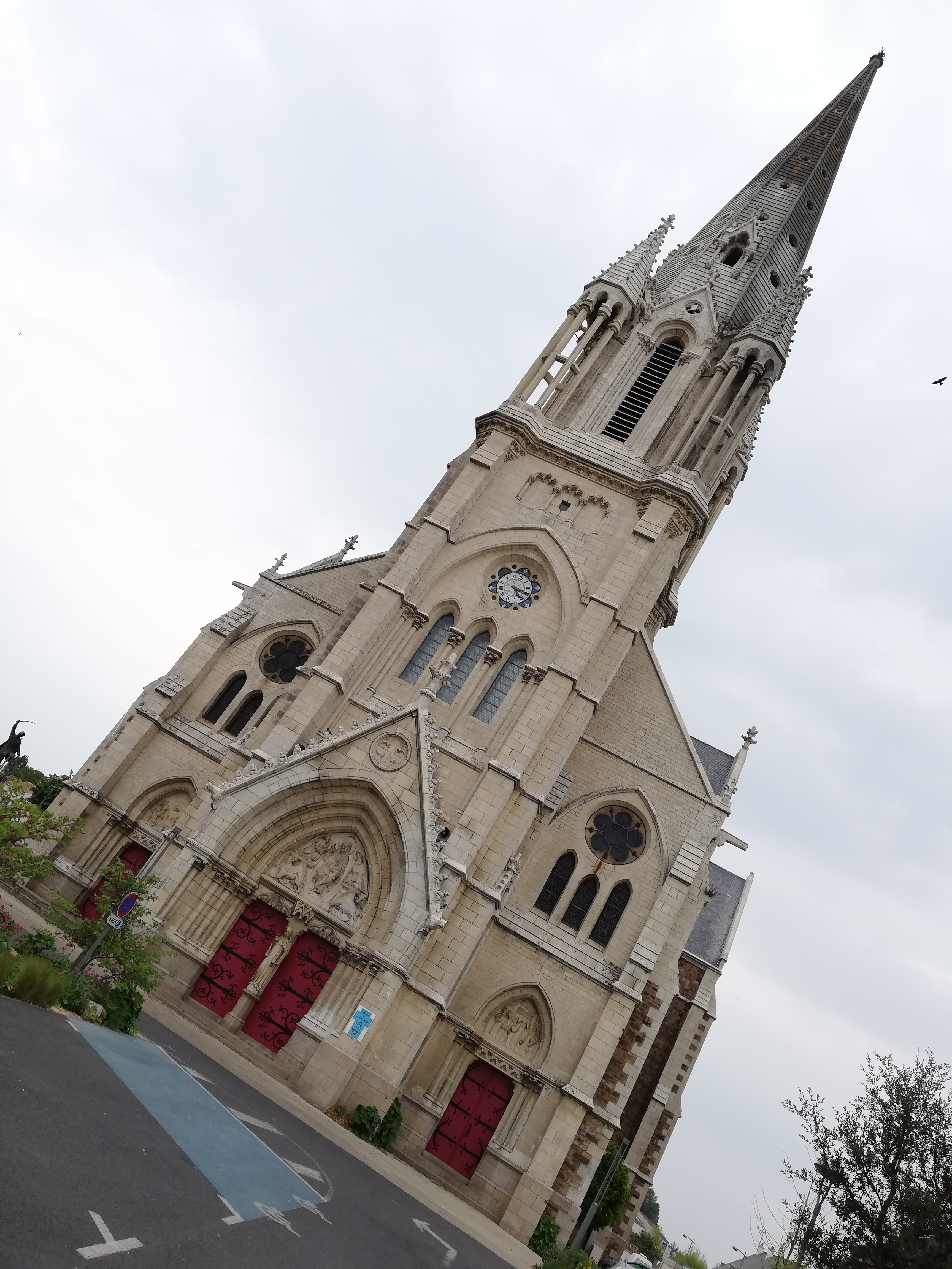 Photo n° 2 de l'avis de martine.F fait le 13/05/2019 à 20:31