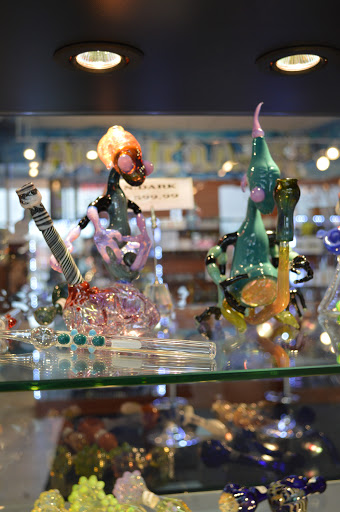 Tobacco Shop «American Smoke & Vape», reviews and photos, 217 E Army Trail Rd, Glendale Heights, IL 60139, USA