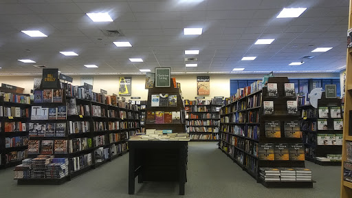 Book Store «Barnes & Noble», reviews and photos, 800 Settlers Ridge Center Dr, Pittsburgh, PA 15205, USA