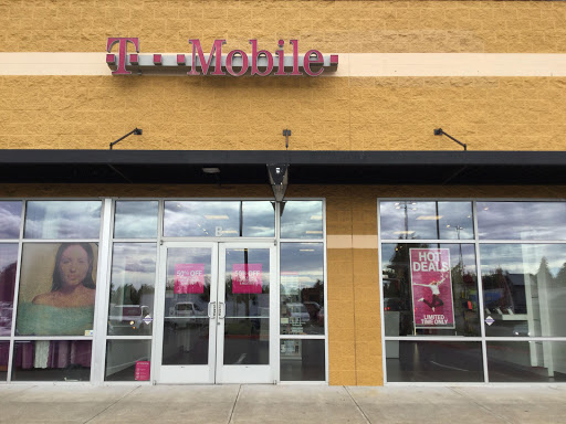 Cell Phone Store «T-Mobile», reviews and photos, 2705 NE 238th Dr f, Wood Village, OR 97060, USA