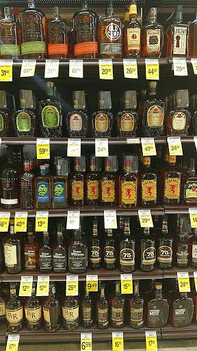 Grocery Store «Safeway», reviews and photos, 106 W. Manson Rd, Chelan, WA 98816, USA