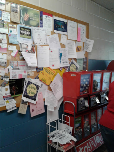 Grocery Store «Jamestown IGA», reviews and photos, 33 W Brush St, Jamestown, IN 46147, USA