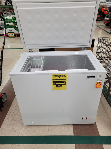 Farm Equipment Supplier «Family Farm & Home», reviews and photos, 66875 Gratiot Ave, Richmond, MI 48062, USA