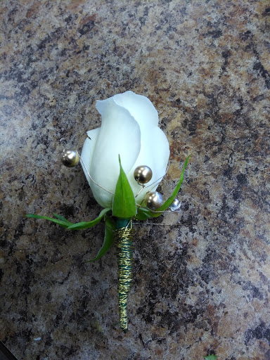 Florist «Brighton Florist», reviews and photos, 2220 E Bridge St, Brighton, CO 80601, USA