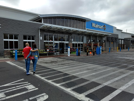 Shopping Mall «Eastport Plaza Shopping Center», reviews and photos, 4000 SE 82nd Ave, Portland, OR 97266, USA