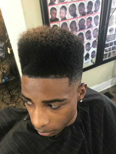 Barber Shop «Fatheadz Barber Shop», reviews and photos, 2516 Paul W Bryant Dr, Tuscaloosa, AL 35401, USA