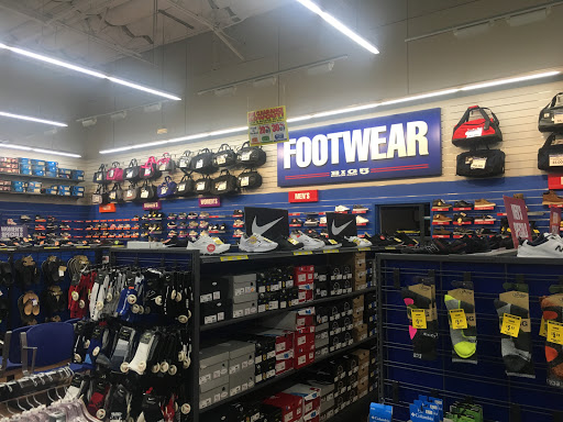 Sporting Goods Store «Big 5 Sporting Goods», reviews and photos, 3239 Camino De Los Coches #102, Carlsbad, CA 92009, USA