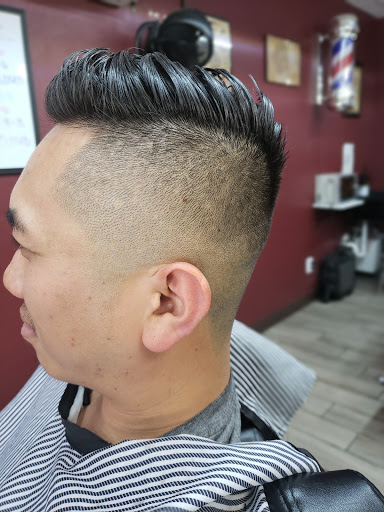 Barber Shop «Straight Blades Barbershop», reviews and photos, 2121 Pleasanton Rd, San Antonio, TX 78221, USA