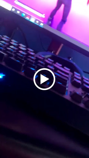 Com Works - eSports & Video Games Center image