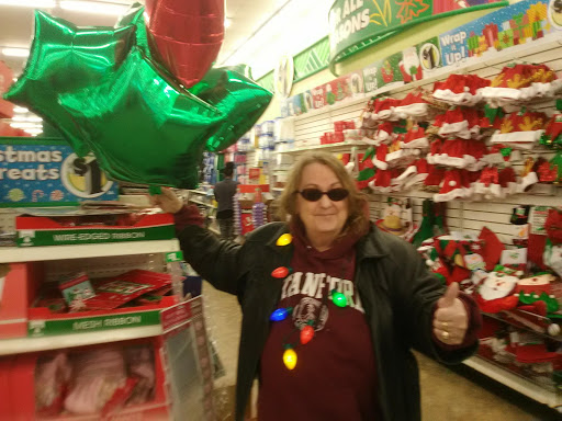 Dollar Store «Dollar Tree», reviews and photos, 14804 Olympic Dr, Clearlake, CA 95422, USA