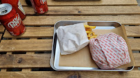 Plats et boissons du Restaurant de hamburgers Smash Burger Joint à Lyon - n°17