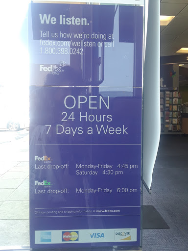 Print Shop «FedEx Office Print & Ship Center», reviews and photos, 1139 Artesia Blvd A, Manhattan Beach, CA 90266, USA