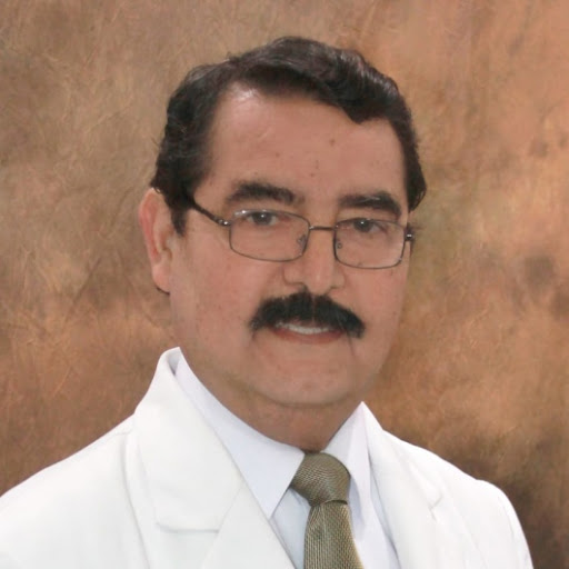 Dr. Herberth Valdivia Obando, Neurólogo