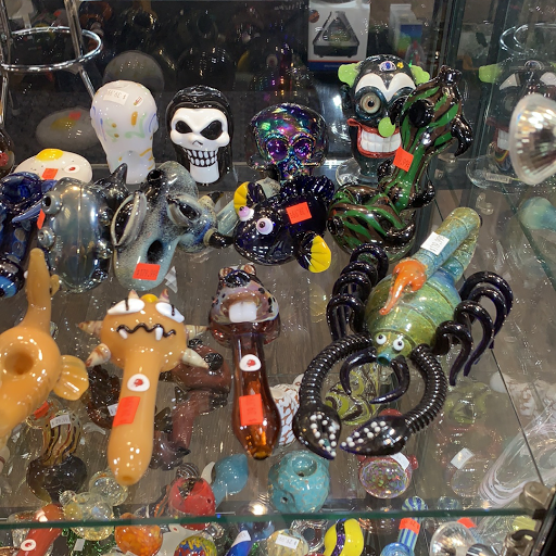 Tobacco Shop «Evergreen Tobacco», reviews and photos, 306 E Green St, Champaign, IL 61820, USA