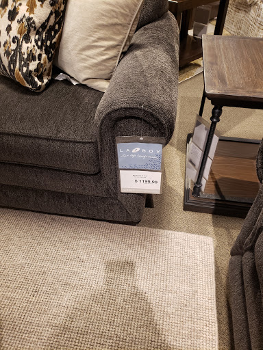 Furniture Store «Art Van Furniture - Ann Arbor», reviews and photos, 425 E Eisenhower Pkwy, Ann Arbor, MI 48108, USA