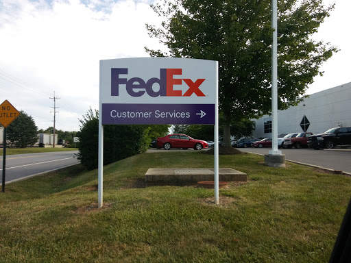 Shipping and Mailing Service «FedEx Ship Center», reviews and photos, 1409 Oakmont Dr, Hagerstown, MD 21740, USA