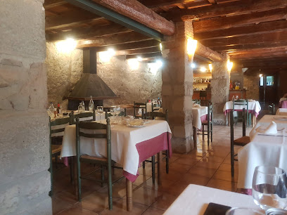 Restaurant Dachs - C-26, km 181.8, 17512 Les Llosses, Girona, Spain