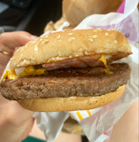 Cheeseburger du Restauration rapide McDonald's à Venoy - n°1