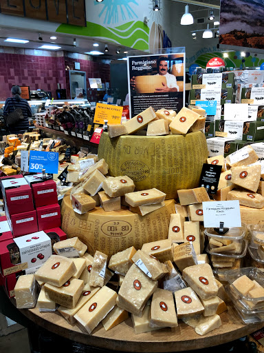 Grocery Store «Whole Foods Market», reviews and photos, 1333 Newell Ave, Walnut Creek, CA 94596, USA