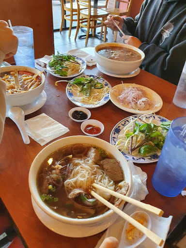 Phở Que Huong | Vietnamese Restaurant