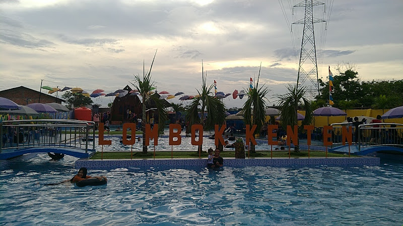 Kolam Renang Lombok Kenten Laut