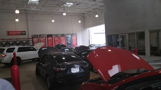 Toyota Dealer «AutoNation Toyota Weston», reviews and photos, 4050 Weston Rd, Davie, FL 33331, USA