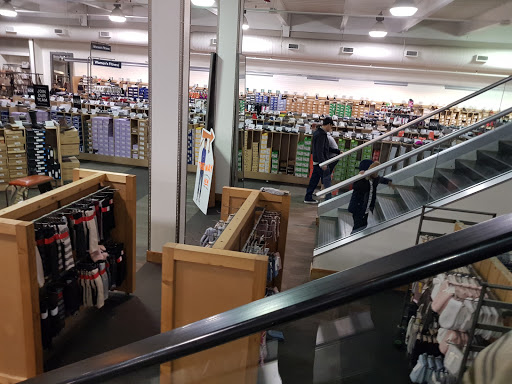Shoe Store «DSW Designer Shoe Warehouse», reviews and photos, 60 NJ-17, Paramus, NJ 07652, USA