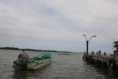 Muelle Barra de Cazones