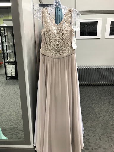 Bridal Shop «The Wedding Tree», reviews and photos, 418 Main St, La Crosse, WI 54601, USA