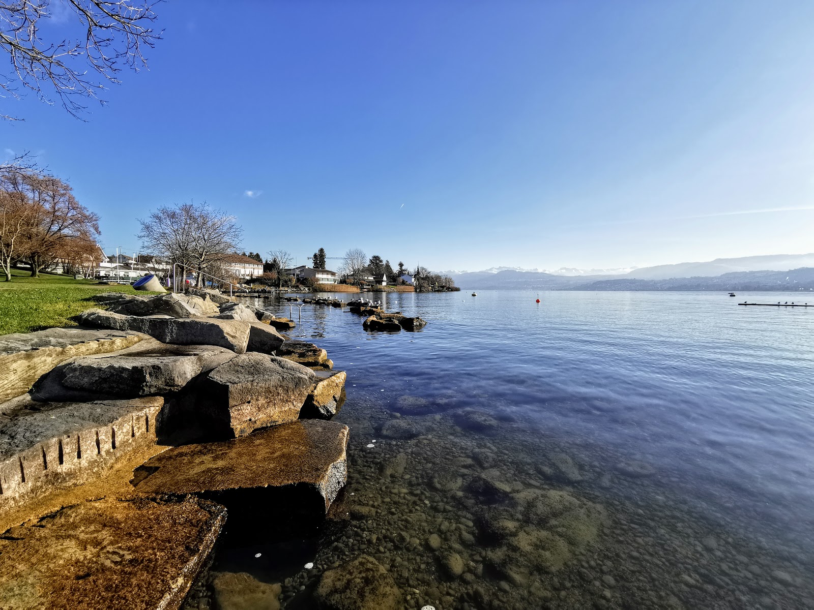 Foto av Strandbad Dorfmeilen och bosättningen