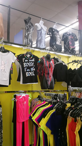 Beauty Supply Store «Star Beauty Supplies», reviews and photos, 2925 W 159th St, Markham, IL 60428, USA