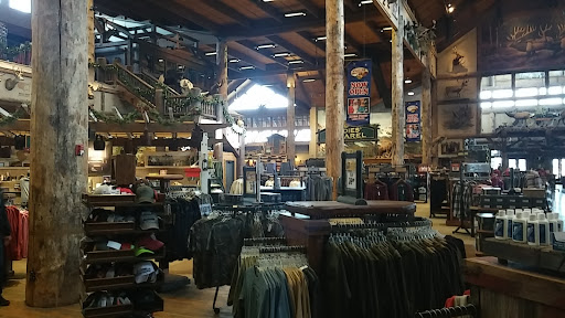 Bass Pro Shops