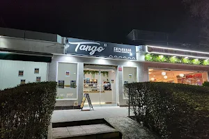 Tango 22 Empanadas y pizzas argentinas image