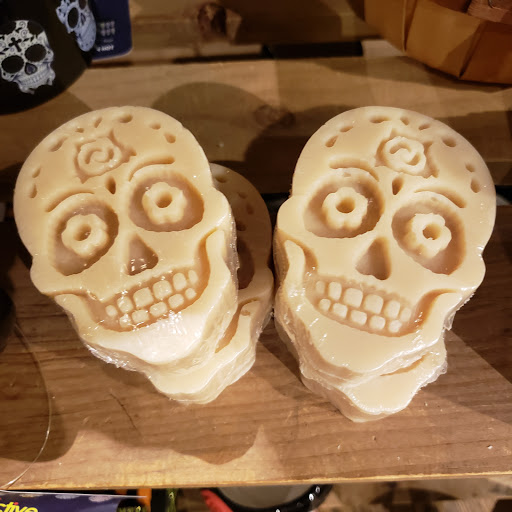 American Restaurant «Cracker Barrel Old Country Store», reviews and photos, 2115 S Church St, Murfreesboro, TN 37130, USA