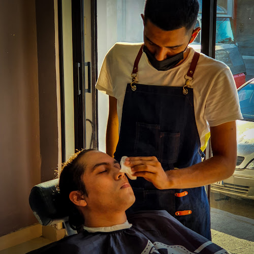 MIKEBERO - Barber Shop - Durán