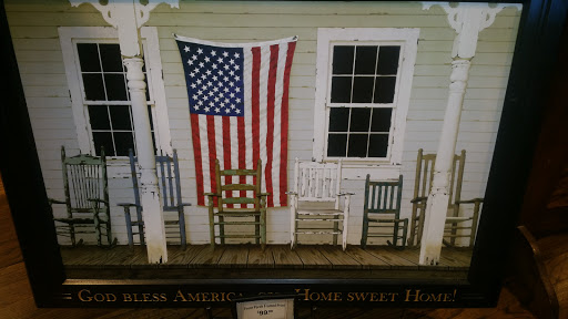 American Restaurant «Cracker Barrel Old Country Store», reviews and photos, 2858 N Glenstone Ave, Springfield, MO 65803, USA