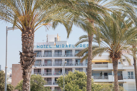Hotel Amic Miraflores Carrer del Xabec, 4, Playa de Palma, 07610 Palma, Balearic Islands, España