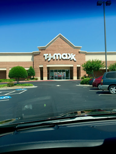 Shopping Mall «Main Street Shopping Center», reviews and photos, 110 Cherokee Pl, Cartersville, GA 30121, USA