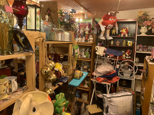 Thrift Store «Little Shop of Hoarders», reviews and photos, 2251 Main St, Springfield, OR 97477, USA