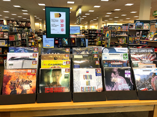Book Store «Barnes & Noble», reviews and photos, 1800 McFarland Blvd E, Tuscaloosa, AL 35404, USA
