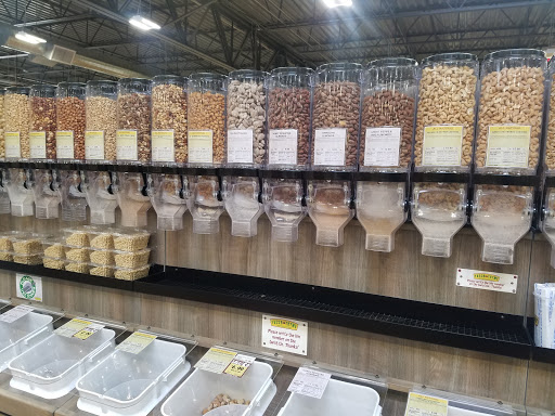 Grocery Store «Fresh Thyme Farmers Market - Kenosha», reviews and photos, 7100 Green Bay Rd, Kenosha, WI 53142, USA