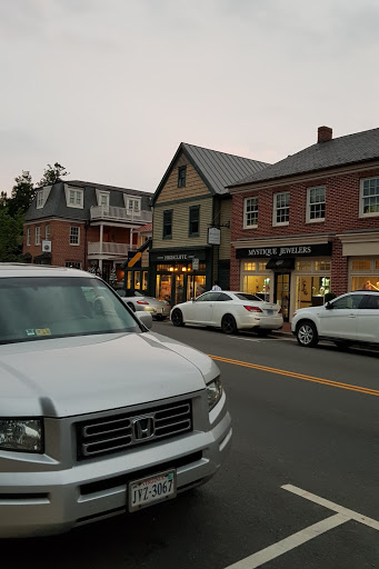 Clothing Store «Highcliffe Clothiers», reviews and photos, 112 W Washington St #101, Middleburg, VA 20117, USA