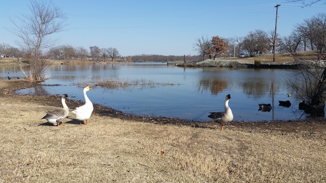 CLAREMORE LAKE HEATED BOAT DOCK